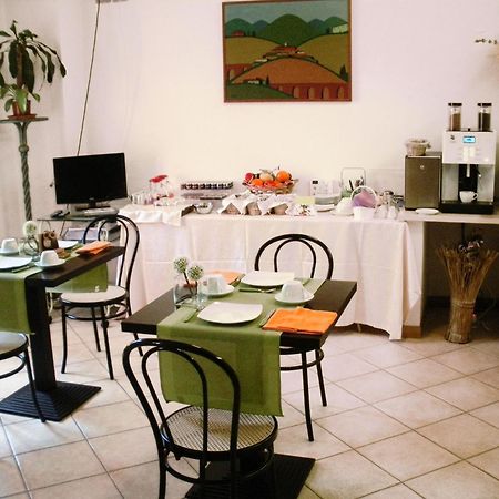 Residence Bizzoni Terni Exterior foto