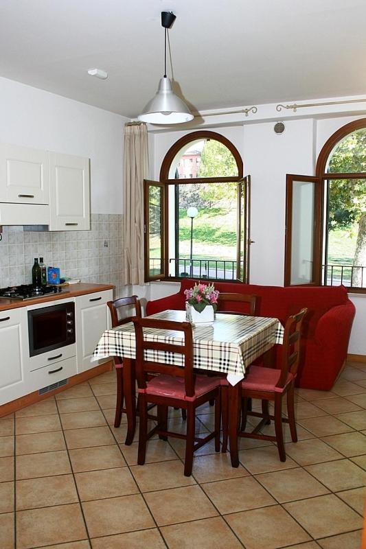 Residence Bizzoni Terni Exterior foto